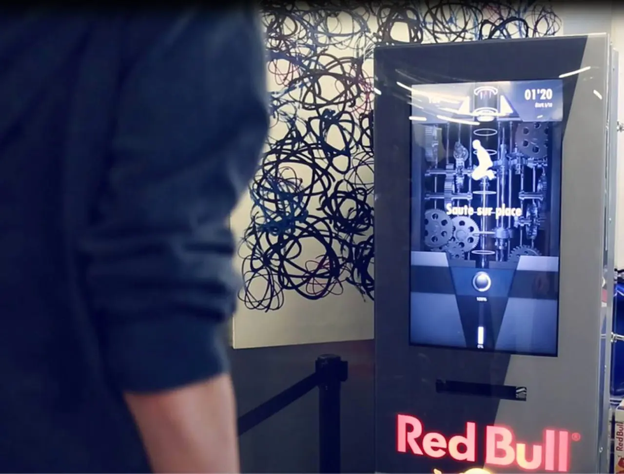 Distributeur automatique Red Bull transformé en dispositif interactif